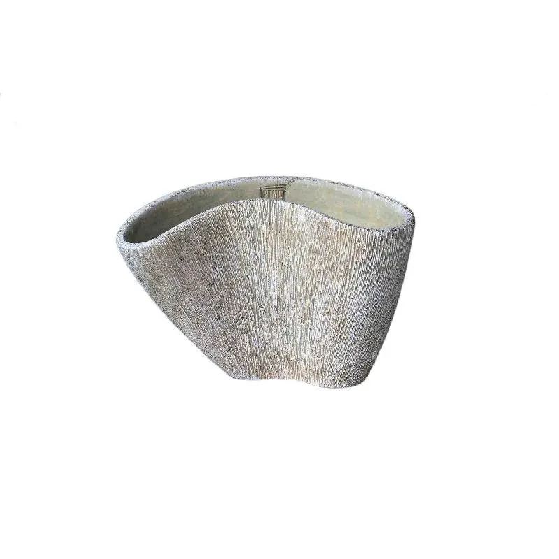 Vase – Creme Farbe, Organisches Design, Zement Material, M – Destri | PTMD