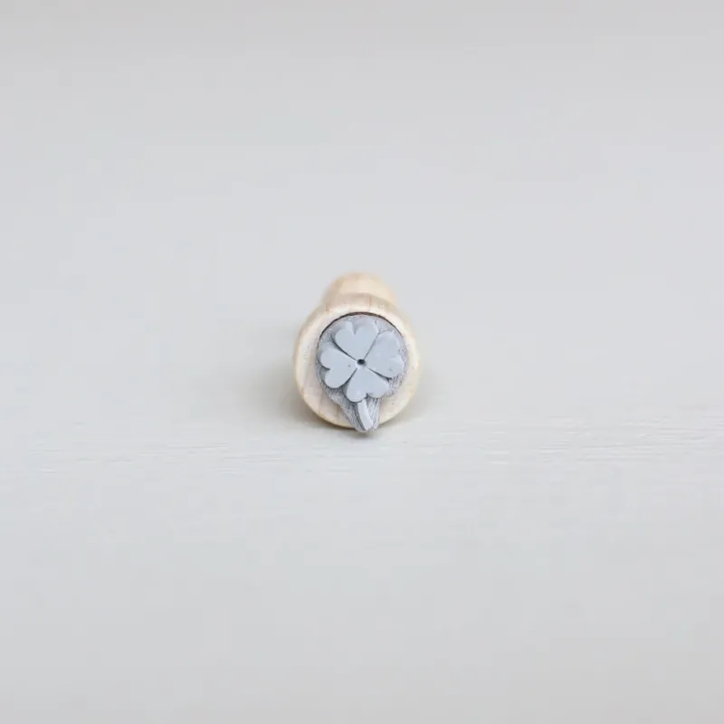MINI RUBBER STAMP // CLOVERLEAF